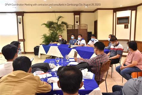 VM Yul Servo urges city councilors to assess their performance.